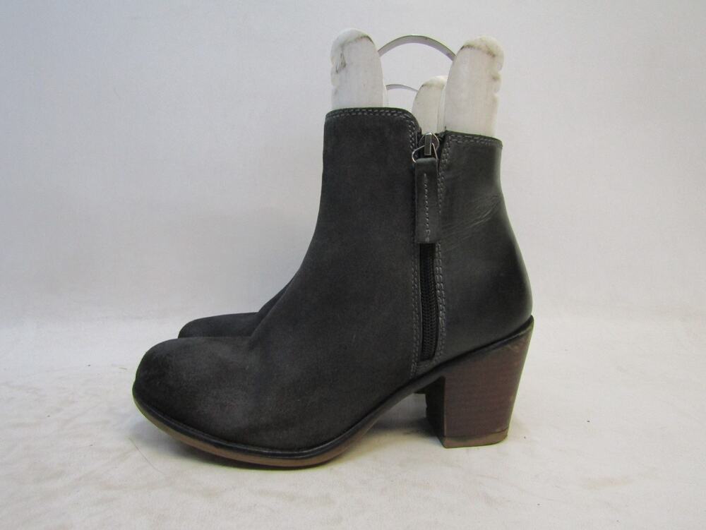 Roan Womens Size 8 M Gray Suede Zip Ankle Fashion Boots Bootie